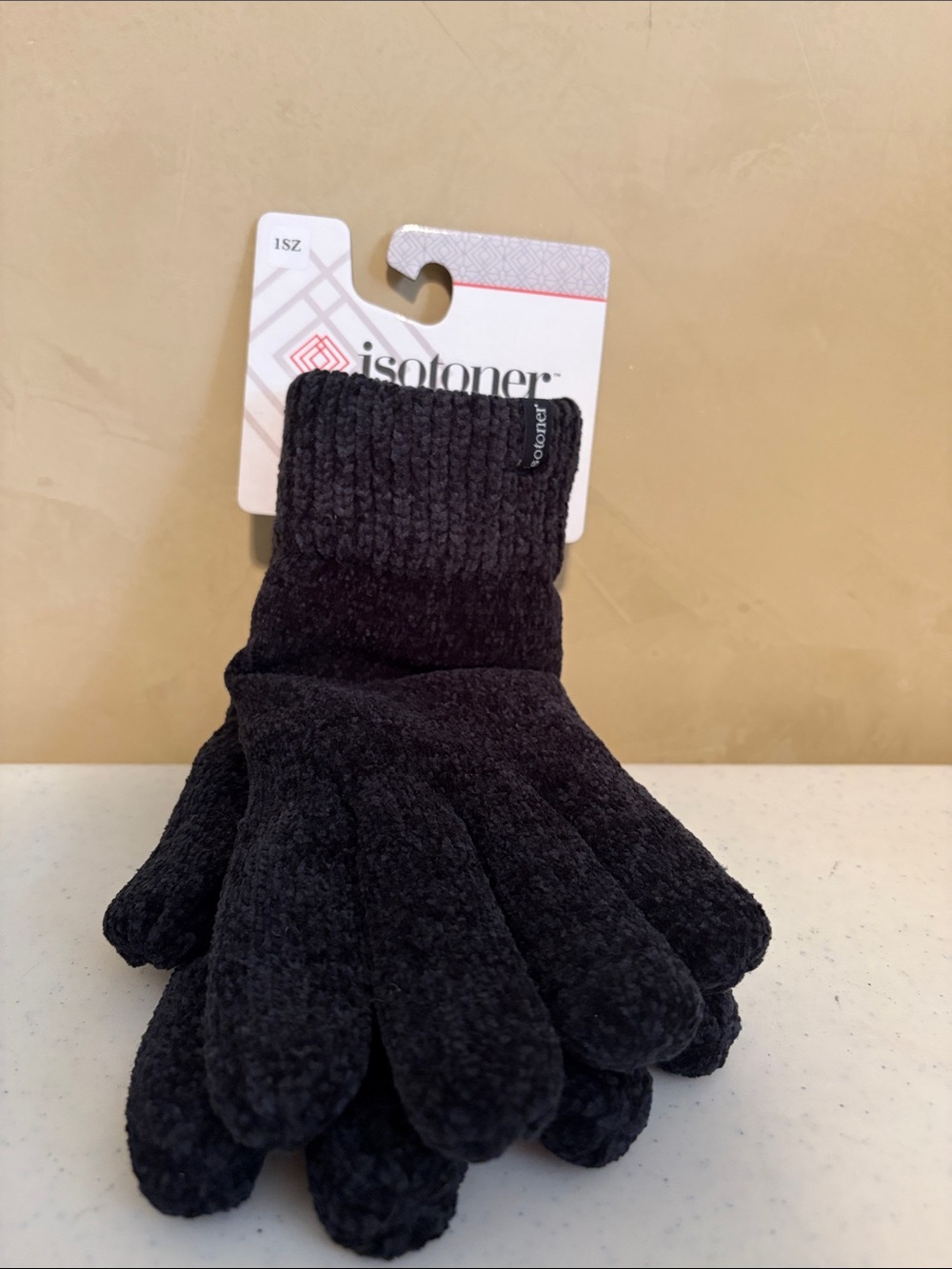 isotoner Women's Black Chenille Gloves